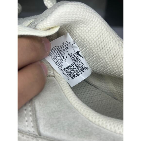 Nike Court Vision Low Beige size 8.5 - Picture 4 of 4